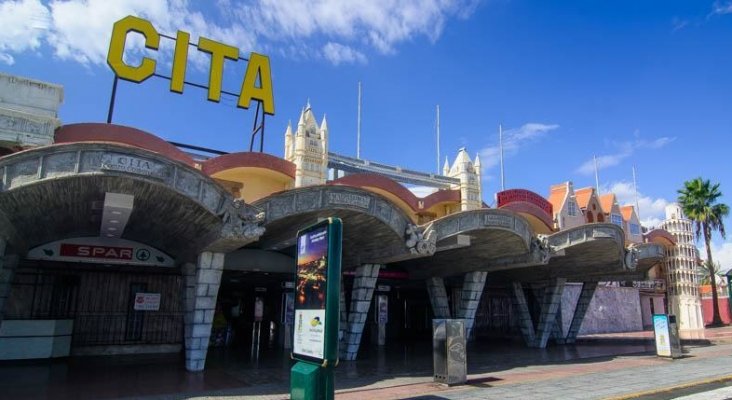 La FEHT insta al Gobierno a priorizar la renovación de los centros comerciales de zonas turísticas|Centro Comercial Cita en Playa del Inglés, Gran Canaria- holaislascanarias.com