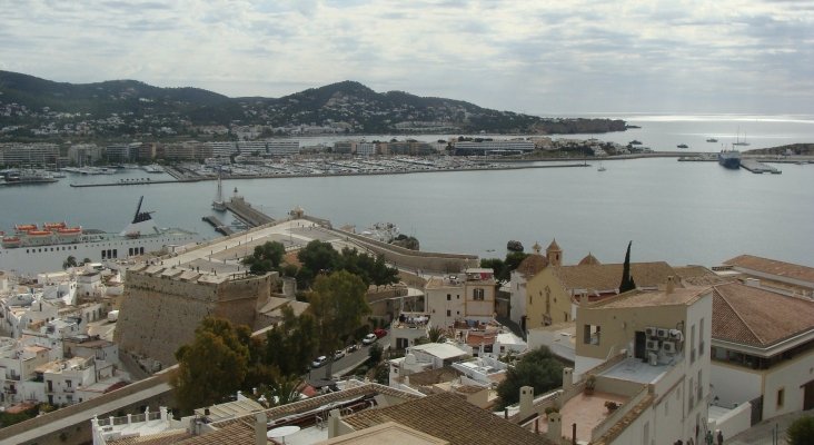 Airbnb recibe una multa de 400.000 euros del Consell de Ibiza