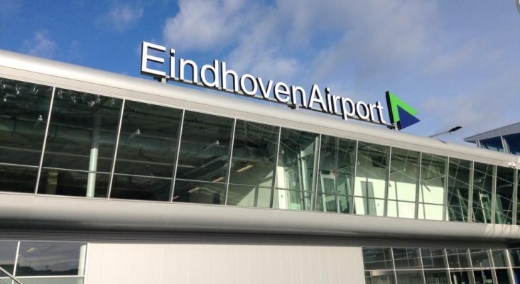 Ryanair despide a todos sus pilotos y tripulantes de Holanda|Foto: Aeropuerto de Eindhoven