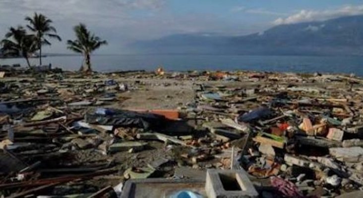 429 muertos y más de 1.485 heridos por tsunami en Indonesia