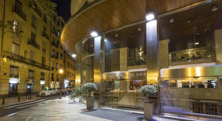 Cierra el 'hotel de la farándula de Valencia |Foto: Booking.com