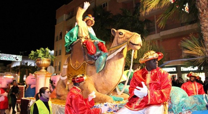 Hacienda persigue el alquiler de balcones para ver la cabalgata de Reyes,  Foto: Diario As