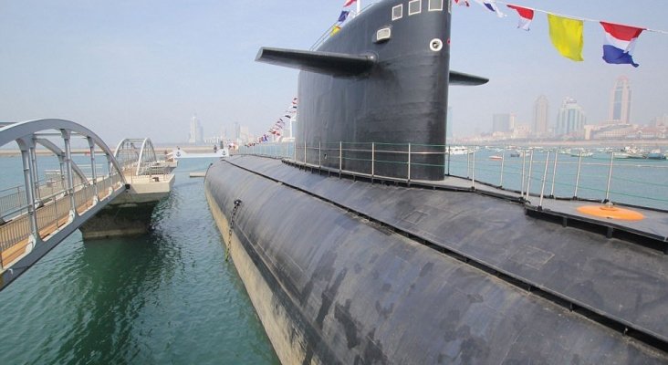 China expone su primer submarino nuclear como pieza de un museo |Foto: Daily Mail