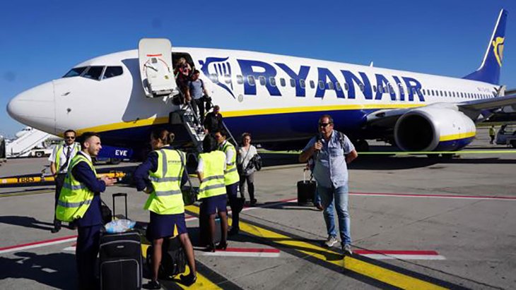 Ryanair y sus tripulantes sellan la paz Ryanair y sus tripulantes sellan la paz