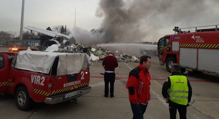 Susto durante el desguace de los Airbus A340-300 de Iberia | Foto: Flynews