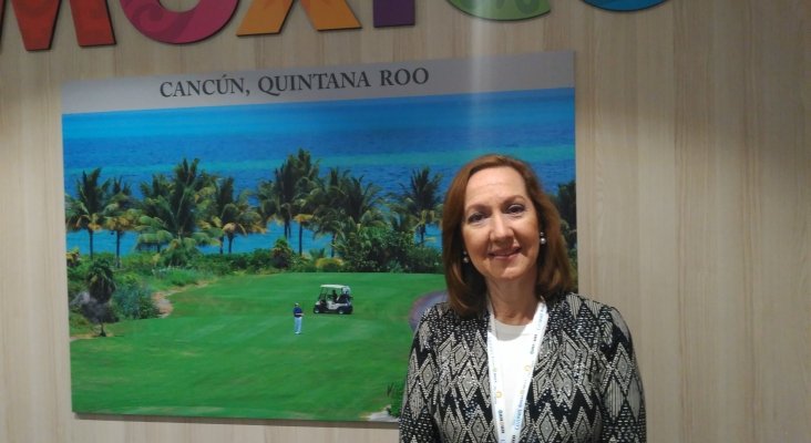Lizzie Cole, directora de Promoción Turística de Quintana Roo con Amor Alonso, jefa de redacción de Tourinews