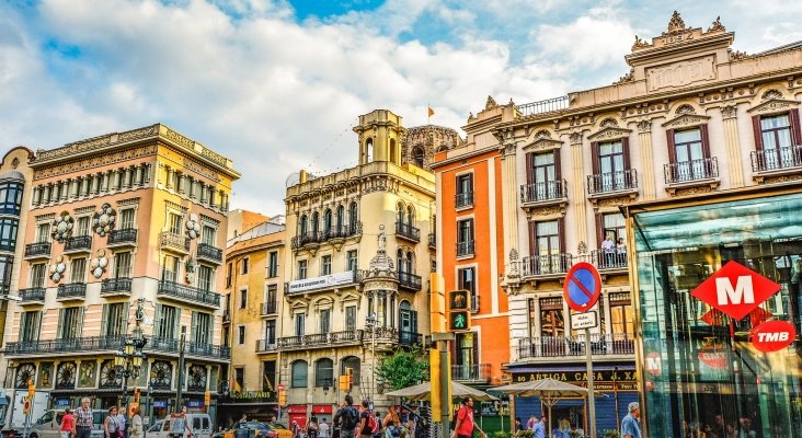 Los hoteles de Barcelona sacrifican sus precios para salvar la ocupación