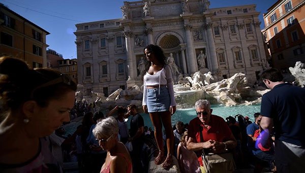 Los italianos en guerra contra los turistas 'low cost'