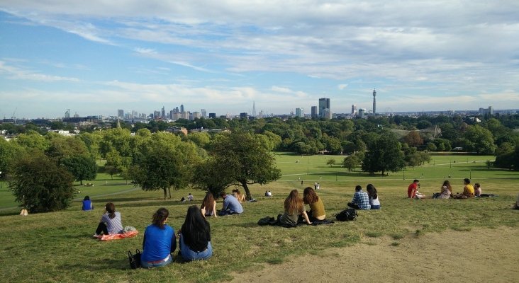 Reino Unido vive un verano en pleno invierno | Foto: Colina de Pimrose, Londres