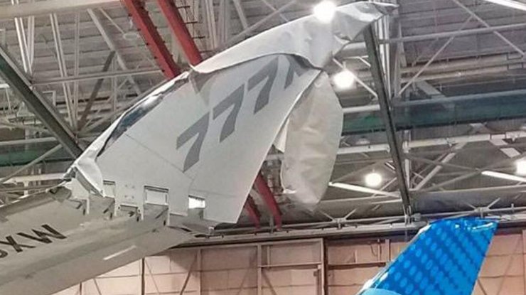 Detalle del ala retráctil del nuevo Boeing 777X