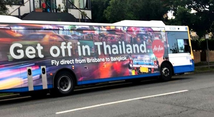 AirAsia, blanco de las críticas por una campaña que incita al turismo sexual | Foto: Melinda vía Twitter