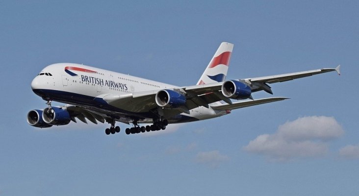 Acusan a British Airways de realizar repartos de pizza entre UK y Nigeria