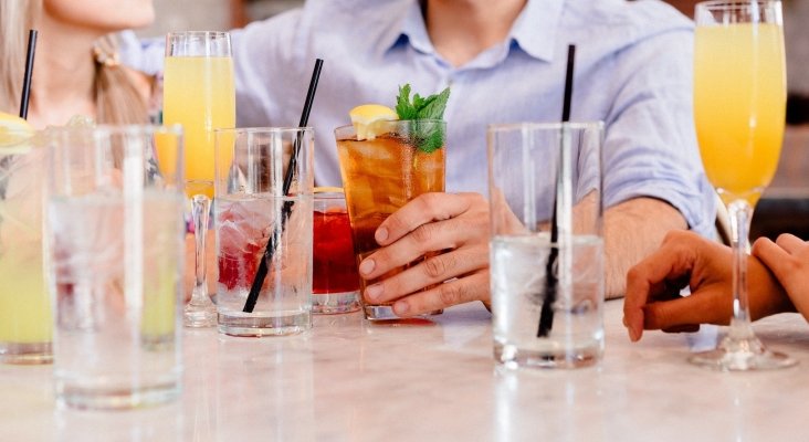 cocktails 1149171 1920