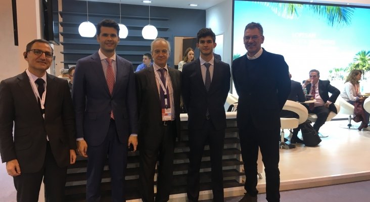 Antonio Rodríguez, Francisco López, Santiago de Armas, Diego López y Juan Francisco García, del grupo hotelero Lopesan