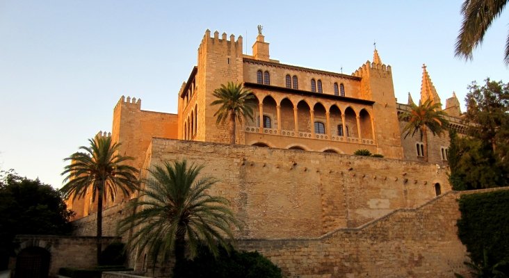 Palma de Mallorca Palacio Real de la Almudaina crédito Wikimedia Commons