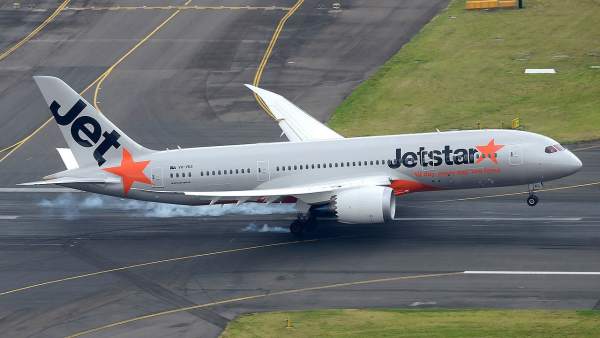 Boeing 787 de Jetstar aterrizando|Foto: Damien Aiello (CC BY-SA 4.0)