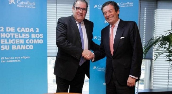 Joan Molas y Luis Cabanas anuncian ampliación del crédito de CaixaBank 