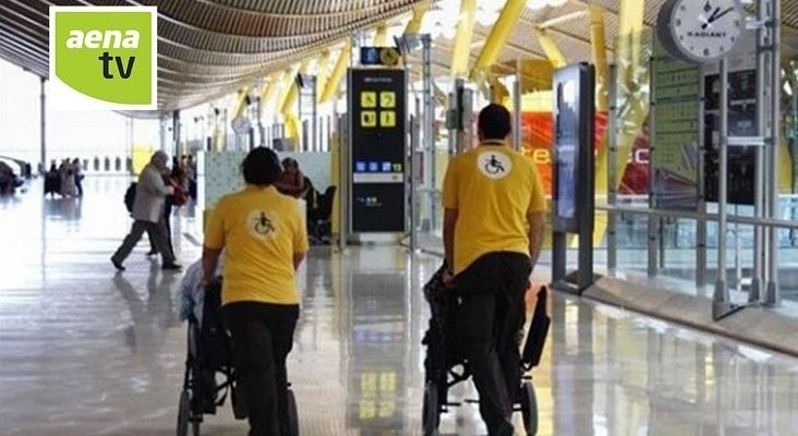 Vueling, implacable con la normativa de sillas de ruedas en el embarque| Foto: Aena TV