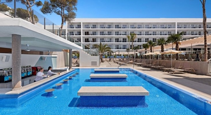 Hoteles escuela: RIU marca el camino a Viva, THB e Iberostar para solucionar la falta de personal en Baleares