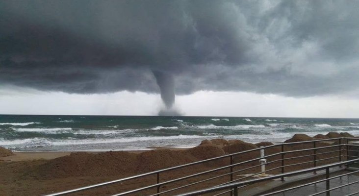 Manga marina observada en Sueca (Valencia) el 27 de noviembre de 2016 | Foto: Aemet