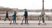 Un programa pionero acercará los patinetes eléctricos a las personas mayores
