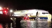 Un avión con 143 personas aterriza en el Rio St. John's, Florida