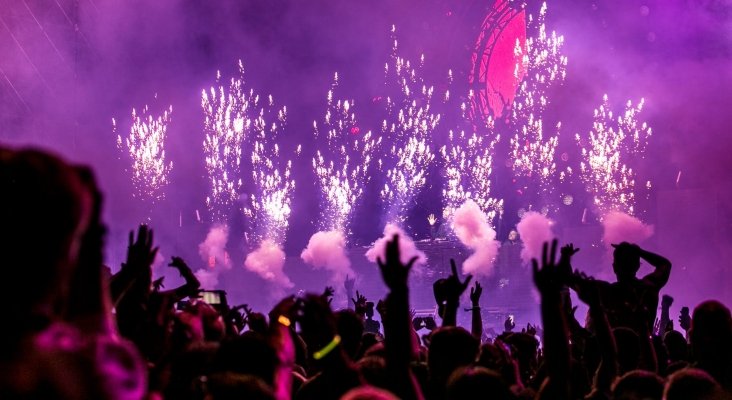 Las Vegas cambia los casinos por fiestas de música electrónica y deportes