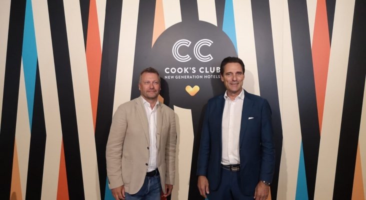 Peter Fankhauser, CEO de Thomas Cook, y Enric Noguer, CEO de la división de Hotels & Resorts