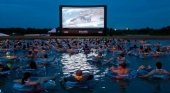 Ver ‘Tiburón’ en mar abierto, una parada en la búsqueda de experiencias |Foto: birthmoviesdeath.com vía menshealth.com