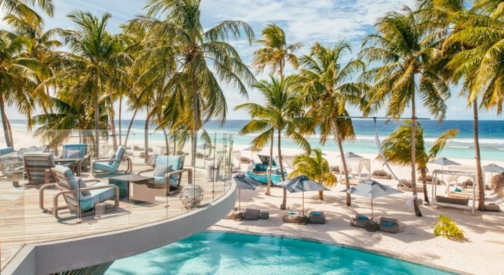 finolhu maldives pool beach