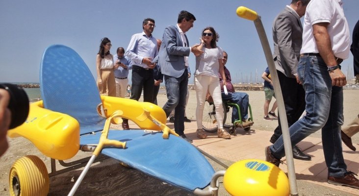 La Junta de Andalucía elabora una guía de playas accesibles
