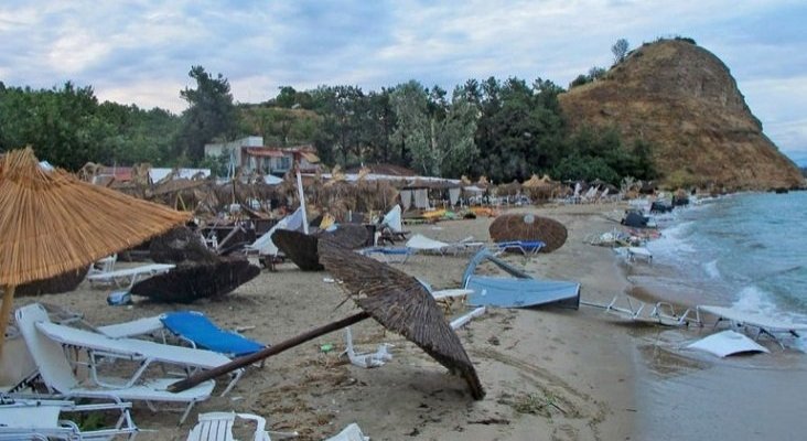 Una tormenta acaba con la vida de 6 turistas y deja más de 30 heridos en Grecia | Foto: ap vía lmneuquen.com