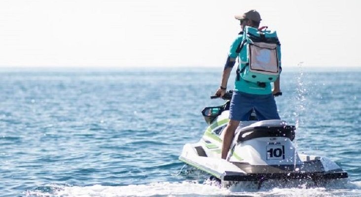 Deliveroo ofrecerá por primera vez reparto de comida a barcos fondeados en España| Foto: El Mundo