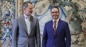 El Rey, al tanto de los deseos de Palma de frenar la llegada de megacruceros | Foto: Felipe VI  y José Hila, alcalde de Palma- EFE vía Diario de Mallorca