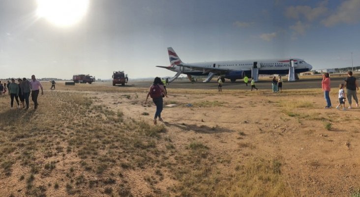 British Airways investiga las causas del aterrizaje de emergencia en Valencia| Foto: Lucy Brown vía Twitter