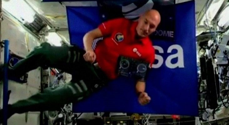 Un astronauta hace bailar a Ibiza pinchando música desde el espacio | Foto: Cope