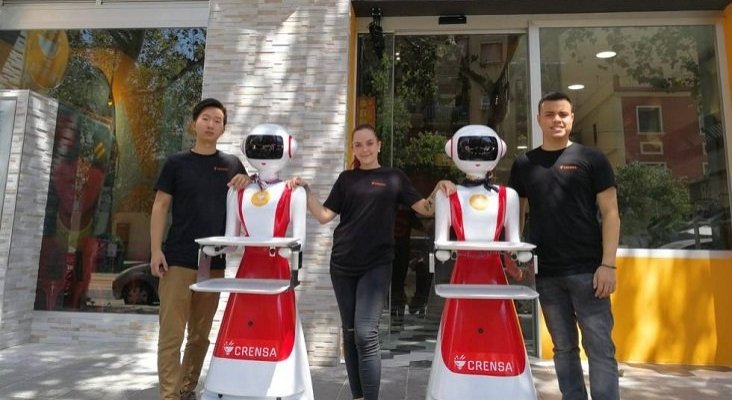 Llegan a España los camareros-robots | Foto: El País