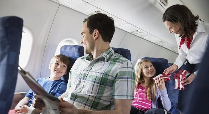 La separación de familias en vuelos de Ryanair, a debate en el Parlamento Europeo | Foto: blog.viajarenfamilia.net