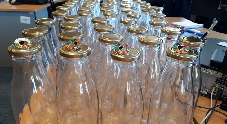 paradores comienza a eliminar los plasticos de un solo uso