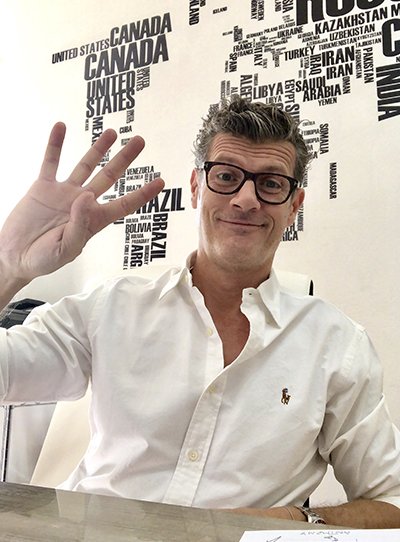 Felicitación Kiko Casals