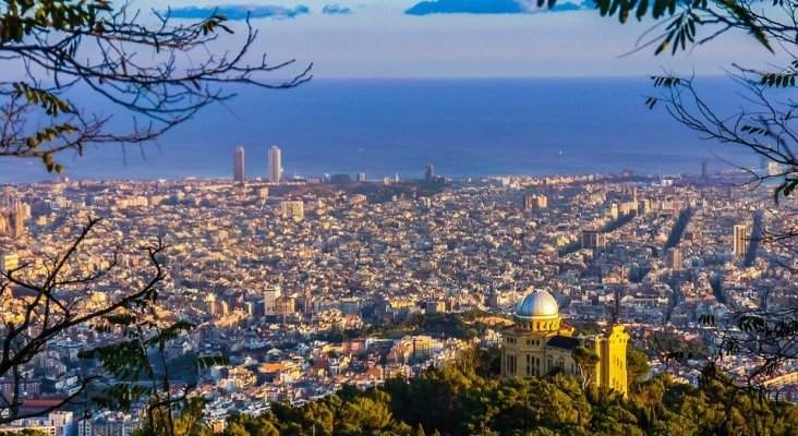 El Gremi d’Hotels de Barcelona se opone “rotundamente” al aumento de la tasa turística