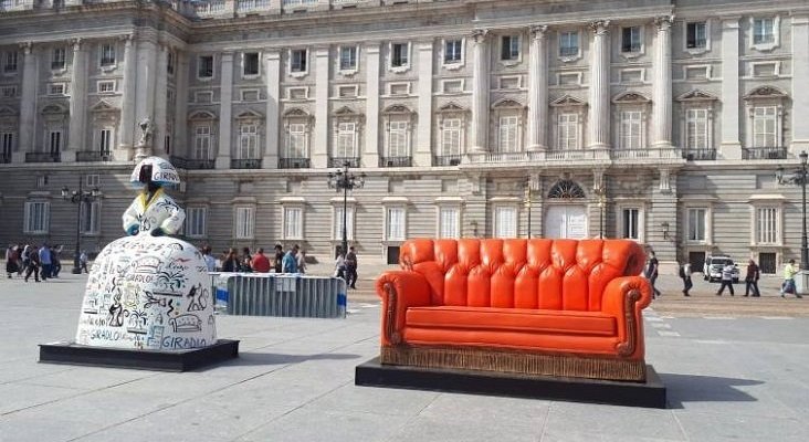 El sofá de ‘Friends’ se convierte en el nuevo atractivo para visitar Madrid  | Foto: La Razón