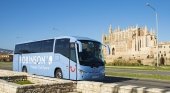 Autobús de TUI circulando por Palma (Mallorca)  