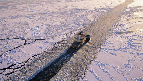 El cambio climático permite a Crystal Cruises iniciar rutas por el Ártico ante duras críticas