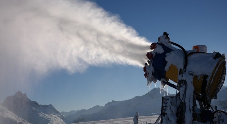 Cañón de nieve