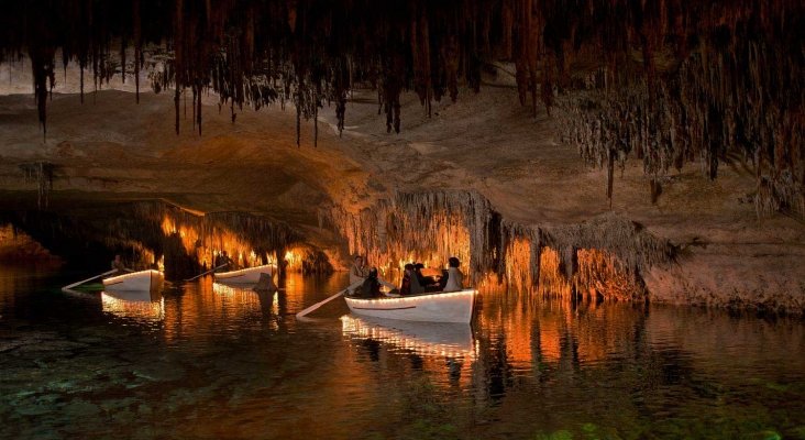 Cueva del Drach, en Mallorca, ha sido elegida como una de las mejores del mundo