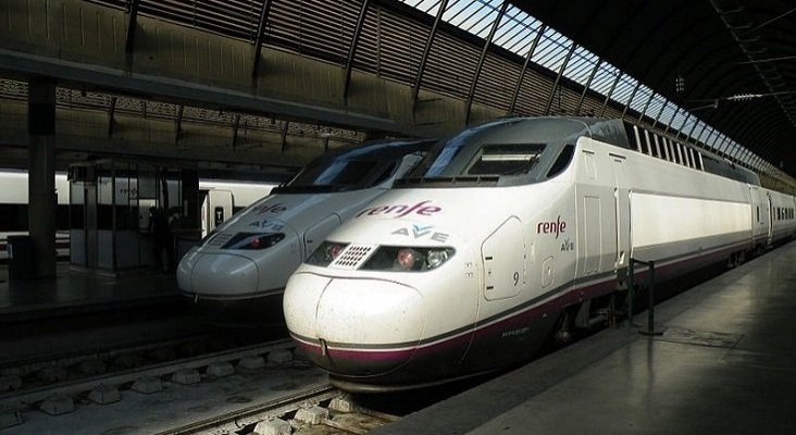 Se dispara el número de pasajeros de AVE en España |Foto: Savh (CC BY-SA 3.0)