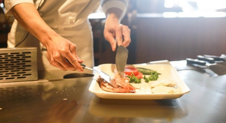 Cocinero en un restaurante