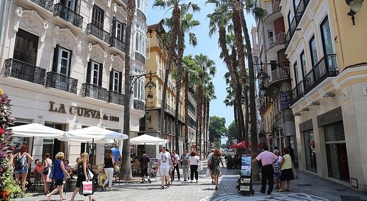 Málaga unificará la imagen de las terrazas del Centro Histórico | Foto: logopop (CC BY-SA 3.0)