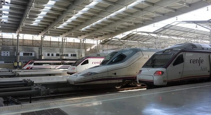 Renfe desmiente la suspensión del servicio AVE en León